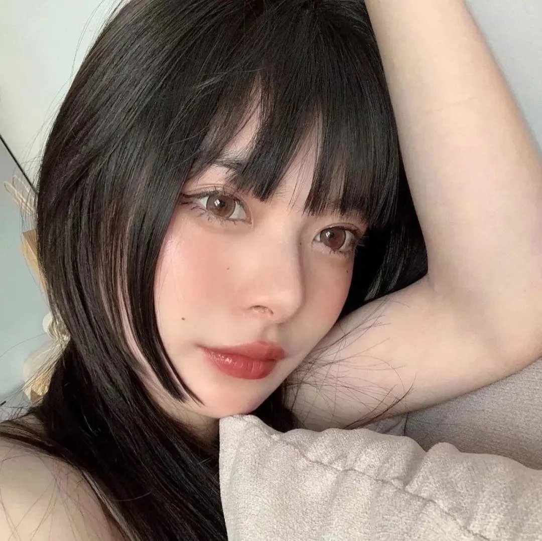 以泥为妆